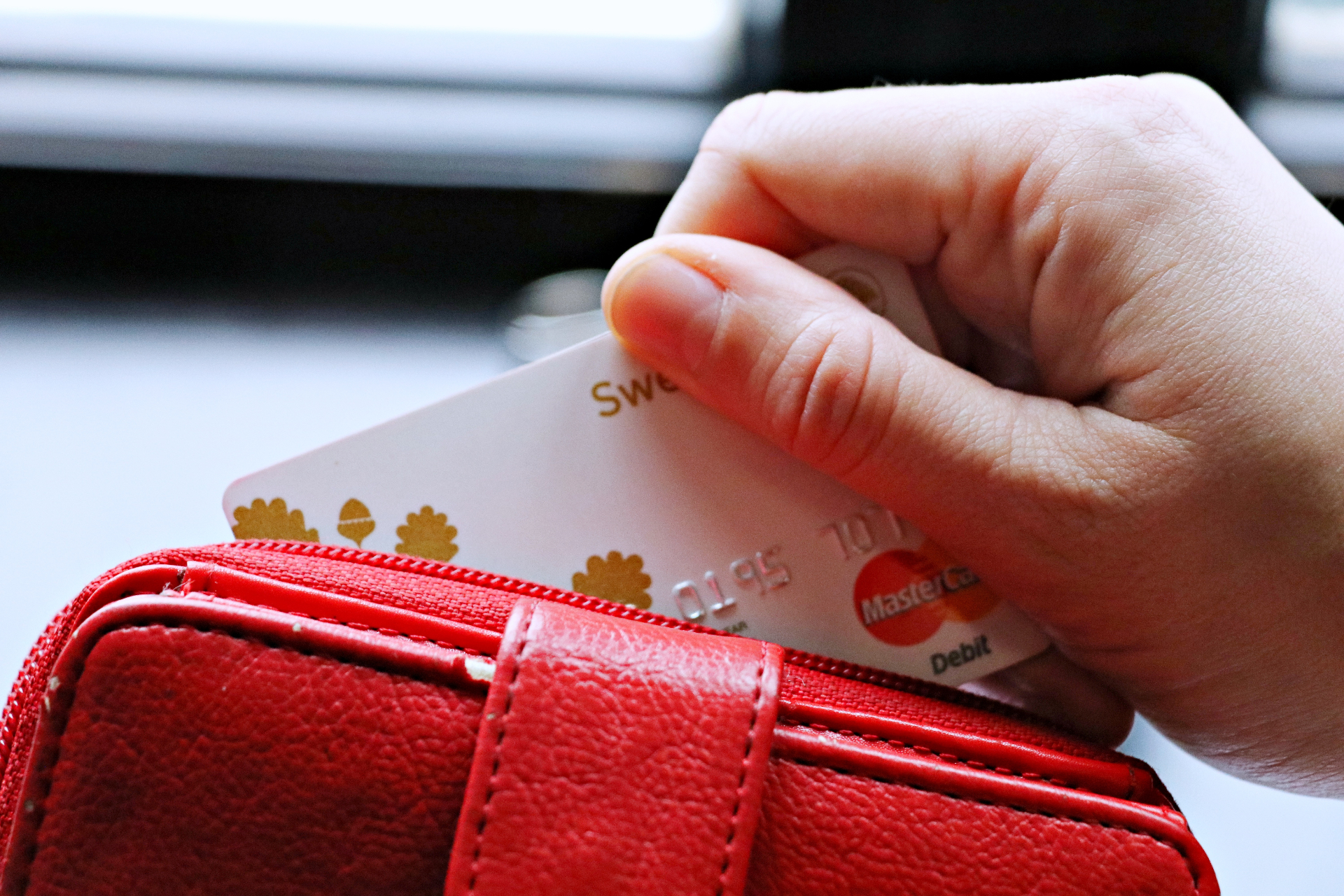 Wallets & Instant Payments